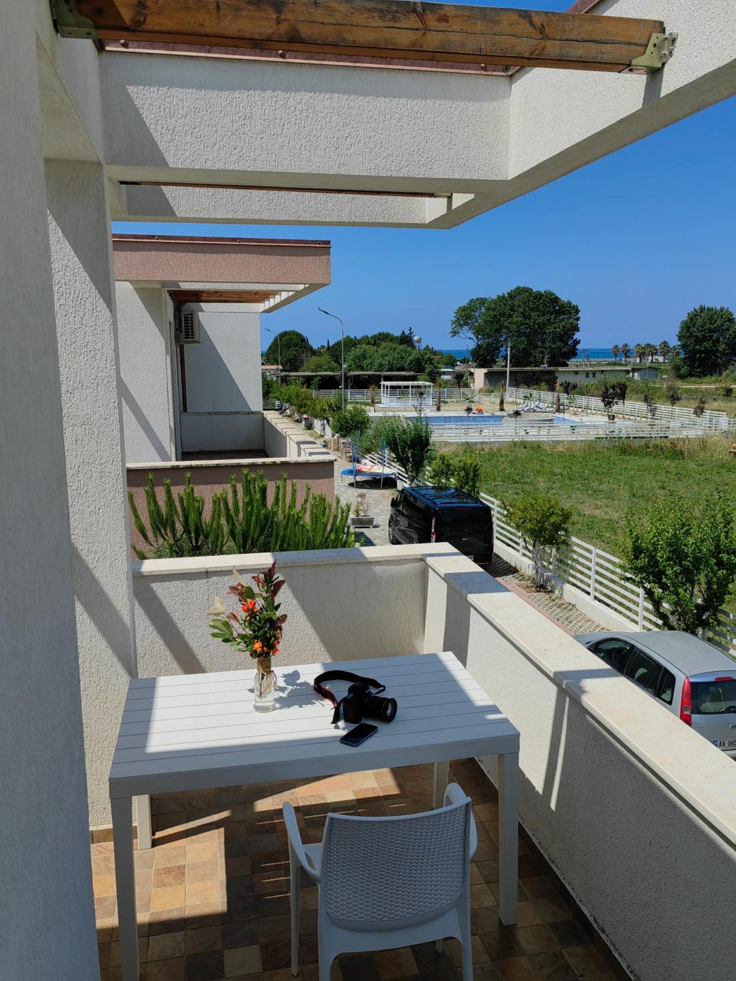דורס Tea Residence, Gjiri I Lalzit Apartments מראה חיצוני תמונה