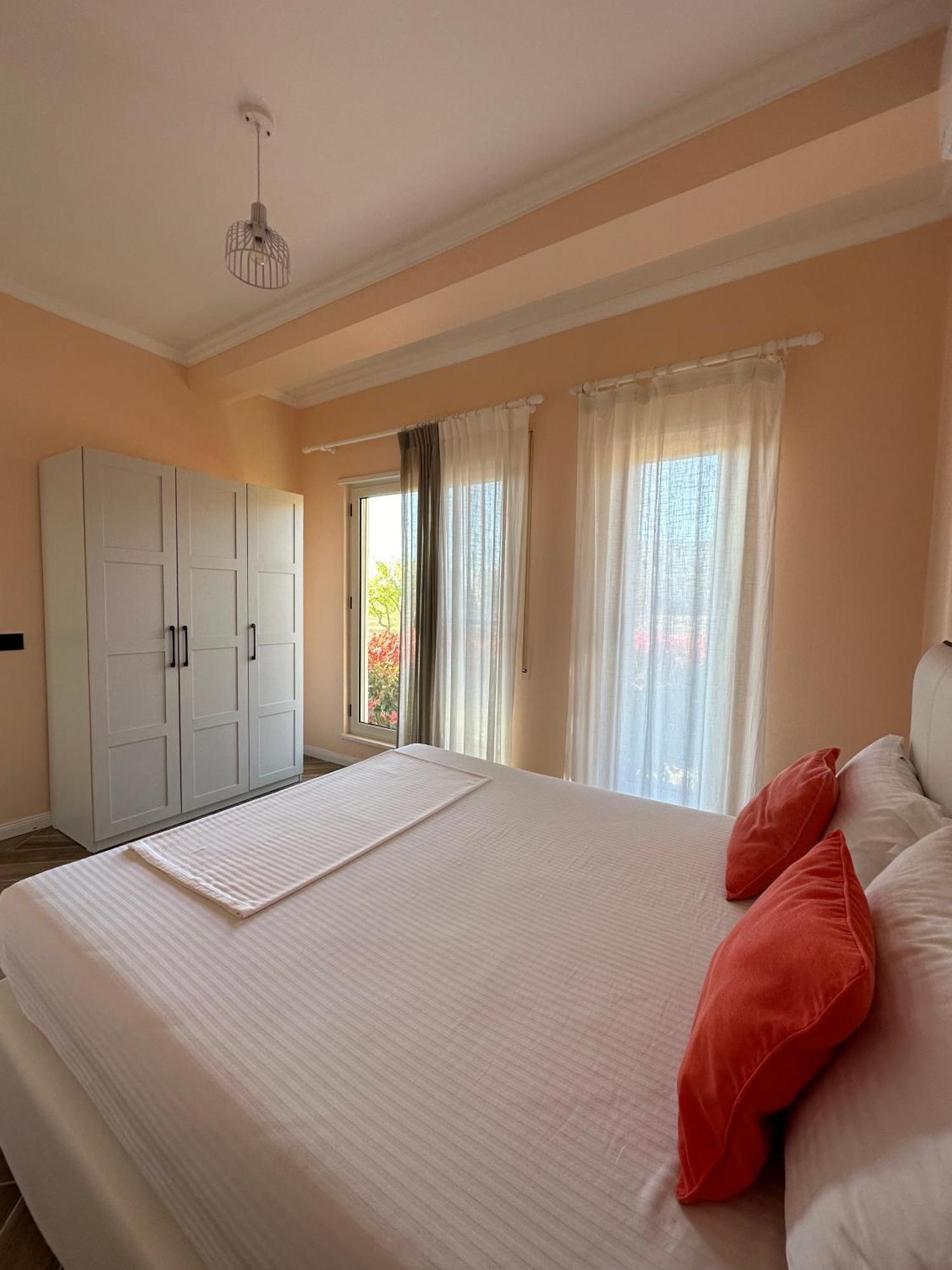 דורס Tea Residence, Gjiri I Lalzit Apartments מראה חיצוני תמונה