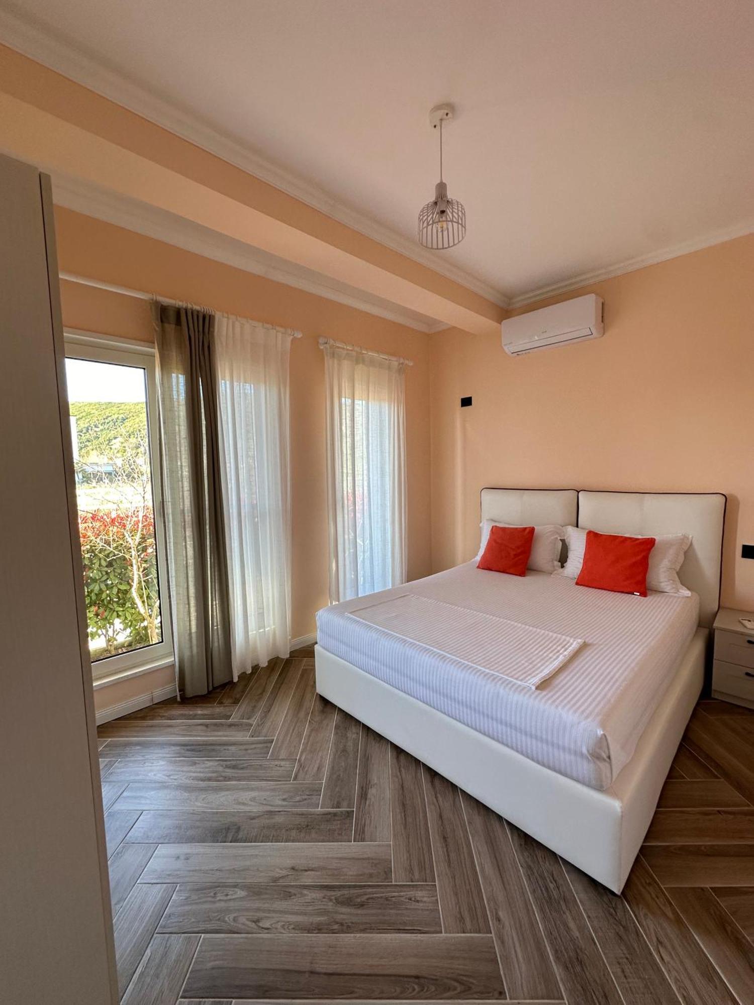דורס Tea Residence, Gjiri I Lalzit Apartments מראה חיצוני תמונה