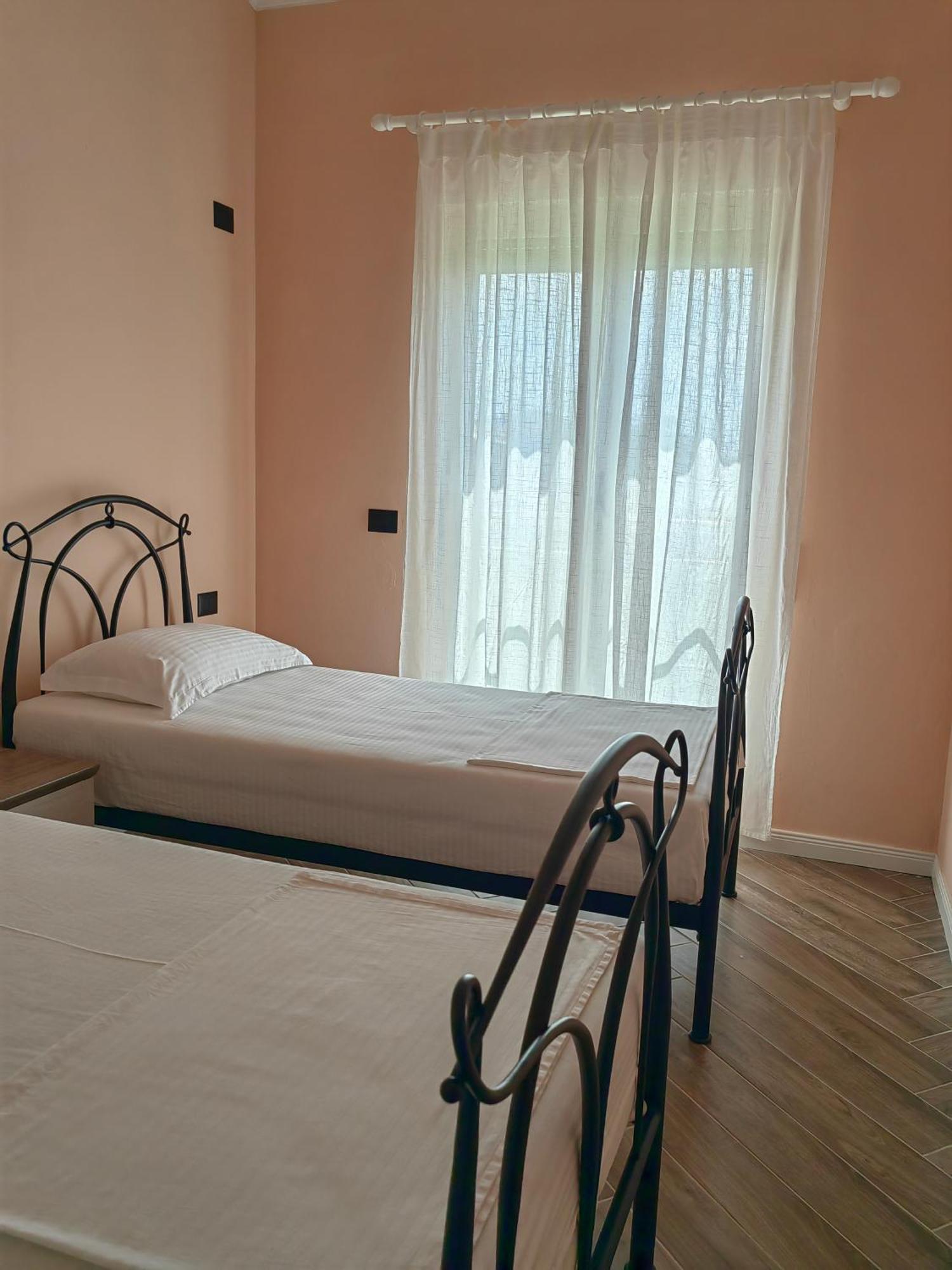 דורס Tea Residence, Gjiri I Lalzit Apartments מראה חיצוני תמונה